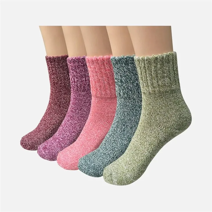 Þykkir hlýir sokkar fyrir konur